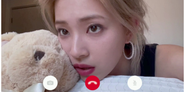 完蛋我被美女包围了郑梓妍扮演者